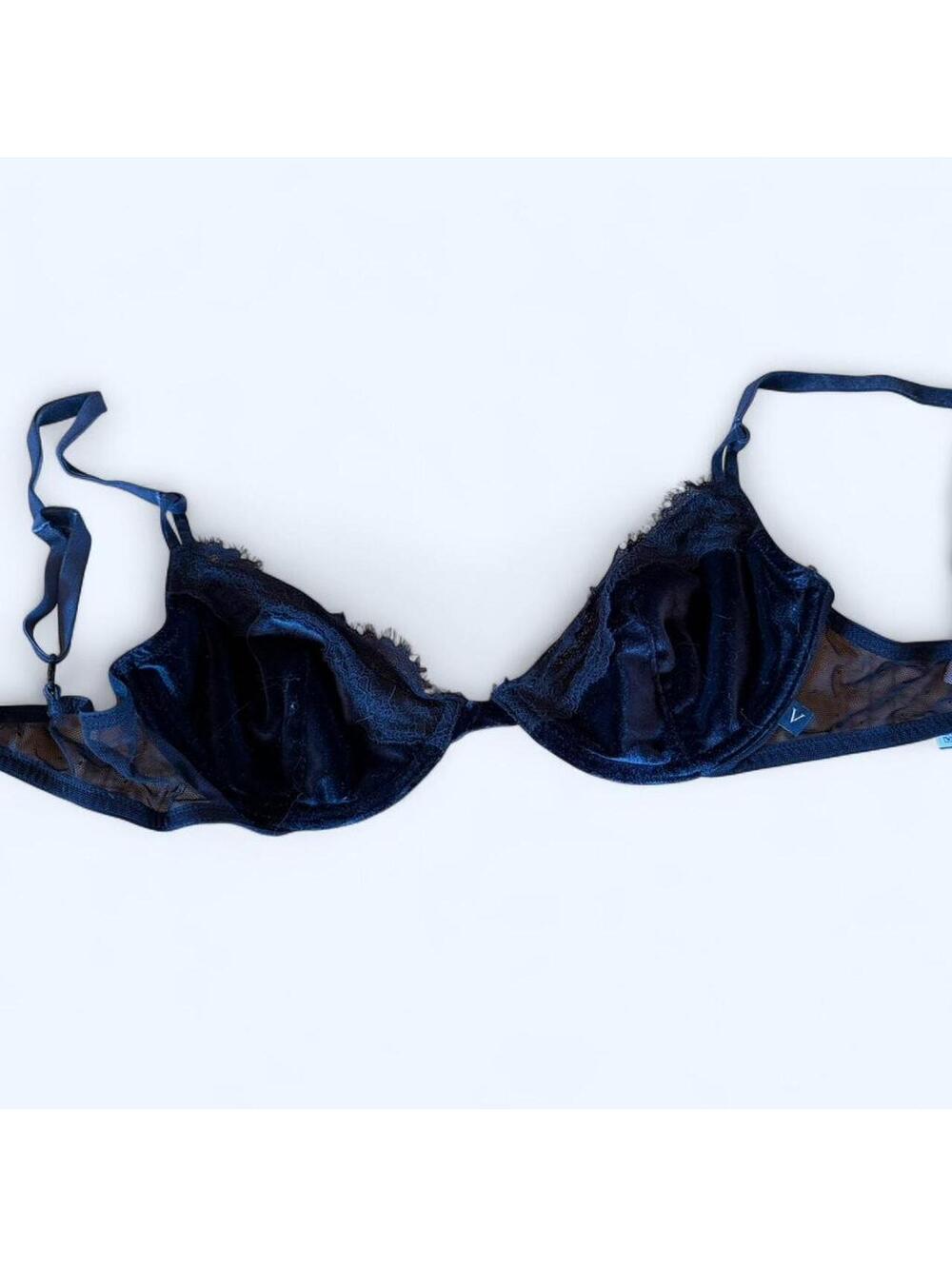 Black velvet Victoria's Secret bralette with lace trim worn once but super sexy